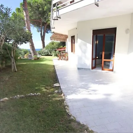 Apartment Steps From The Sea Marina dʼAndora